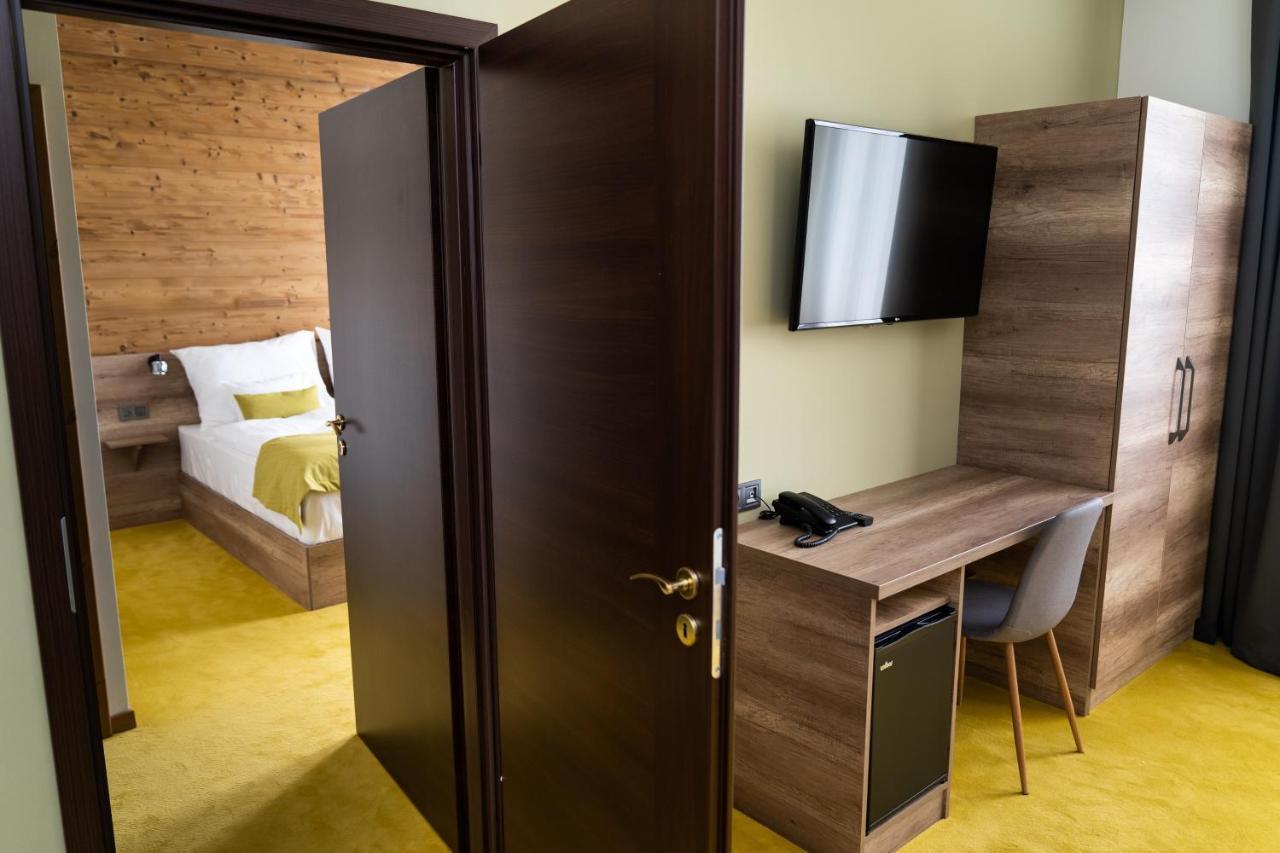Hotel Kristaly Konferencia & Wellness Ajka Ngoại thất bức ảnh