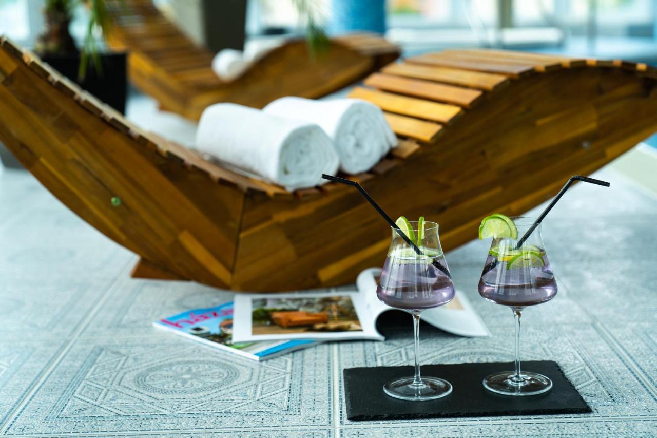 Hotel Kristaly Konferencia & Wellness Ajka Ngoại thất bức ảnh